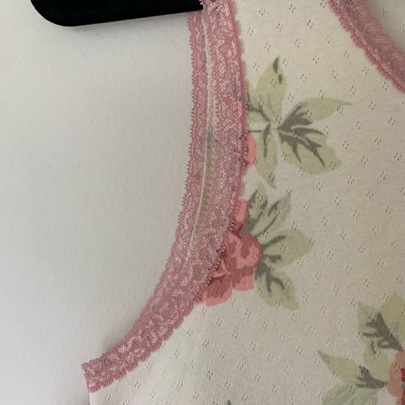 Vintage nightgown - Picture 2 of 6